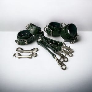 BDSM kit buying guide showcasing beginner-friendly restraints, collars, and bondage wear options.