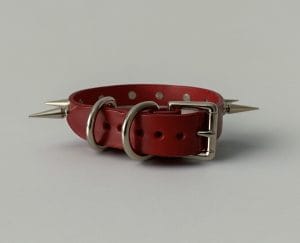 Women’s red BDSM collar with metal spikes – leather choker